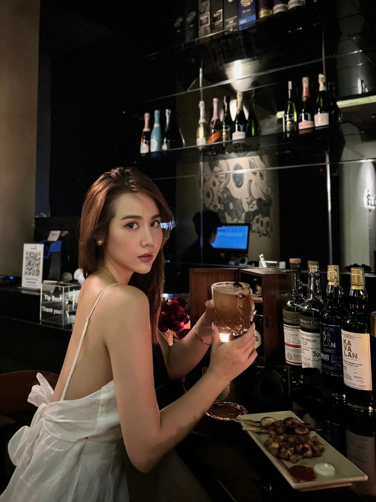 Mỹ nhân VTV hiện tại là mẹ của một cậu nhóc nhưng body chẳng thua kém gái còn son. Ảnh: FB Phan Minh Huyền