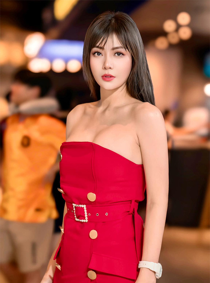 Sau thời gian giấu kín chuyện cá nhân, tháng 3/2024, Thanh Hương chính thức xác nhận thông tin đã ly hôn. (Ảnh: FB Thanh Hương)