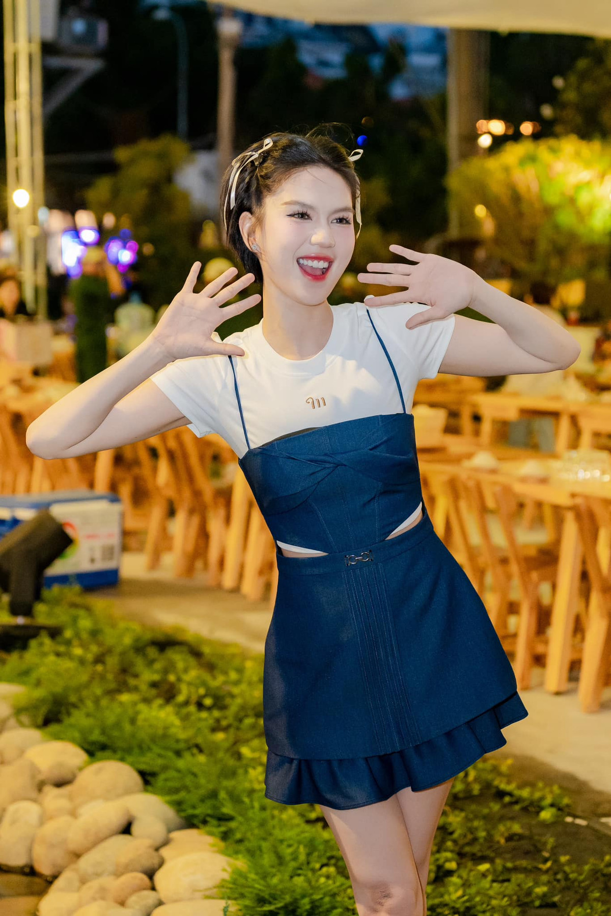 Sau khi Ngọc Trinh công khai thẩm mỹ, người đẹp nhanh chóng lấy lại vẻ đẹp rạng rỡ và trẻ trung. Ảnh: FB NGỌC TRINH