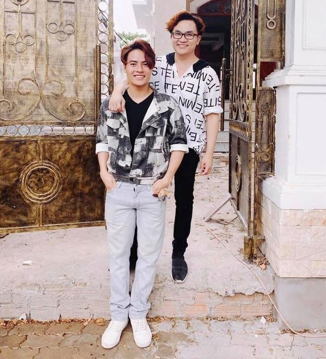 Đại Nghĩa và Võ Tấn Phát từng rất thân thiết, đồng hành trong các chuyến đi từ thiện, du lịch cùng bạn thân.