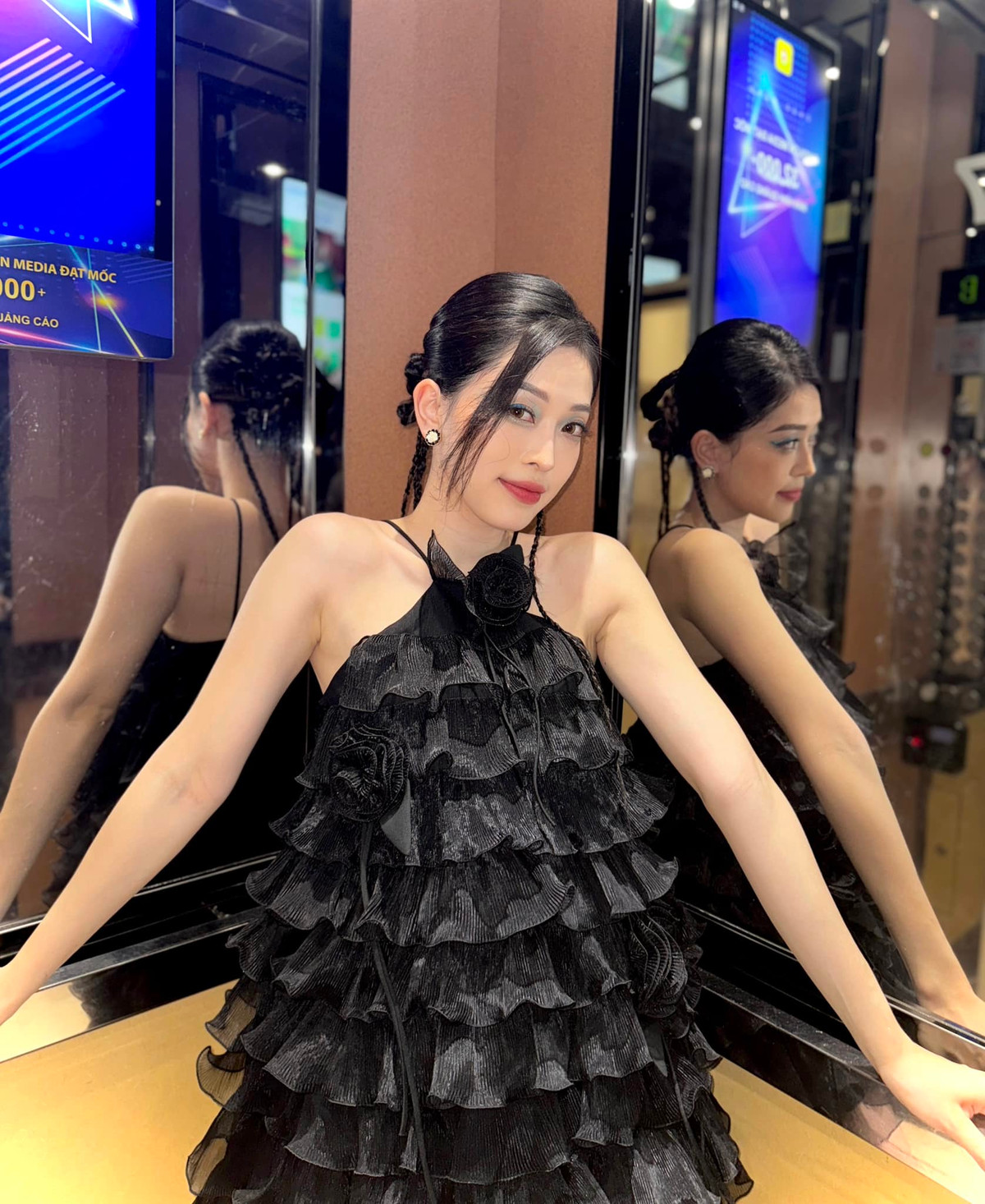 Bên cạnh nhan sắc, Phương Nga còn ghi dấu ấn bởi gu thời trang đa dạng và tinh tế. Ảnh: FB Bùi Phương Nga
