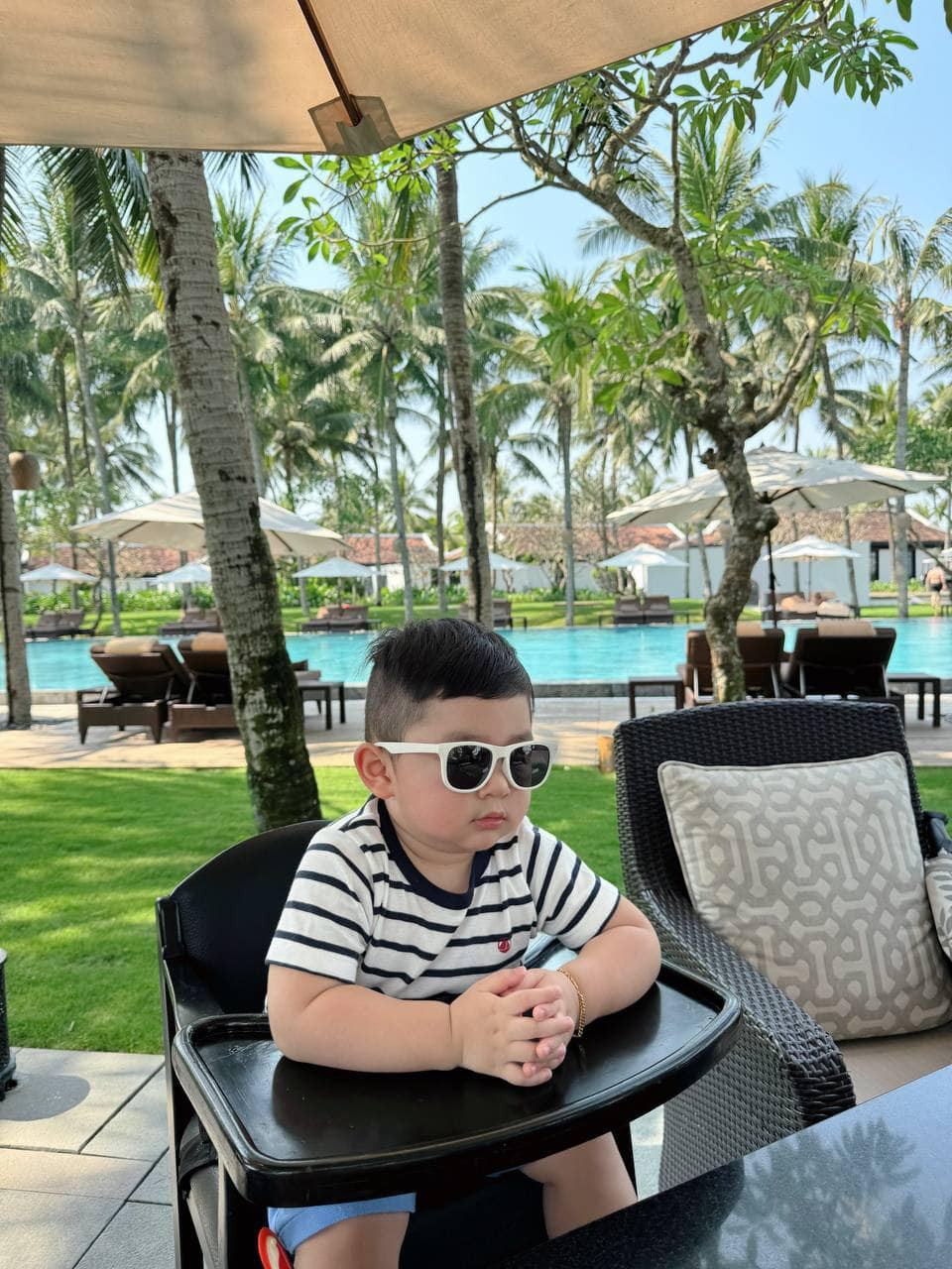 Gia Khang thường xuyên được bố mẹ đưa đi du lịch khắp nơi, từ trong nước đến nước ngoài.