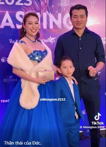 Khoanh khac than thiet cua Phi Thanh Van - Andy Hoang