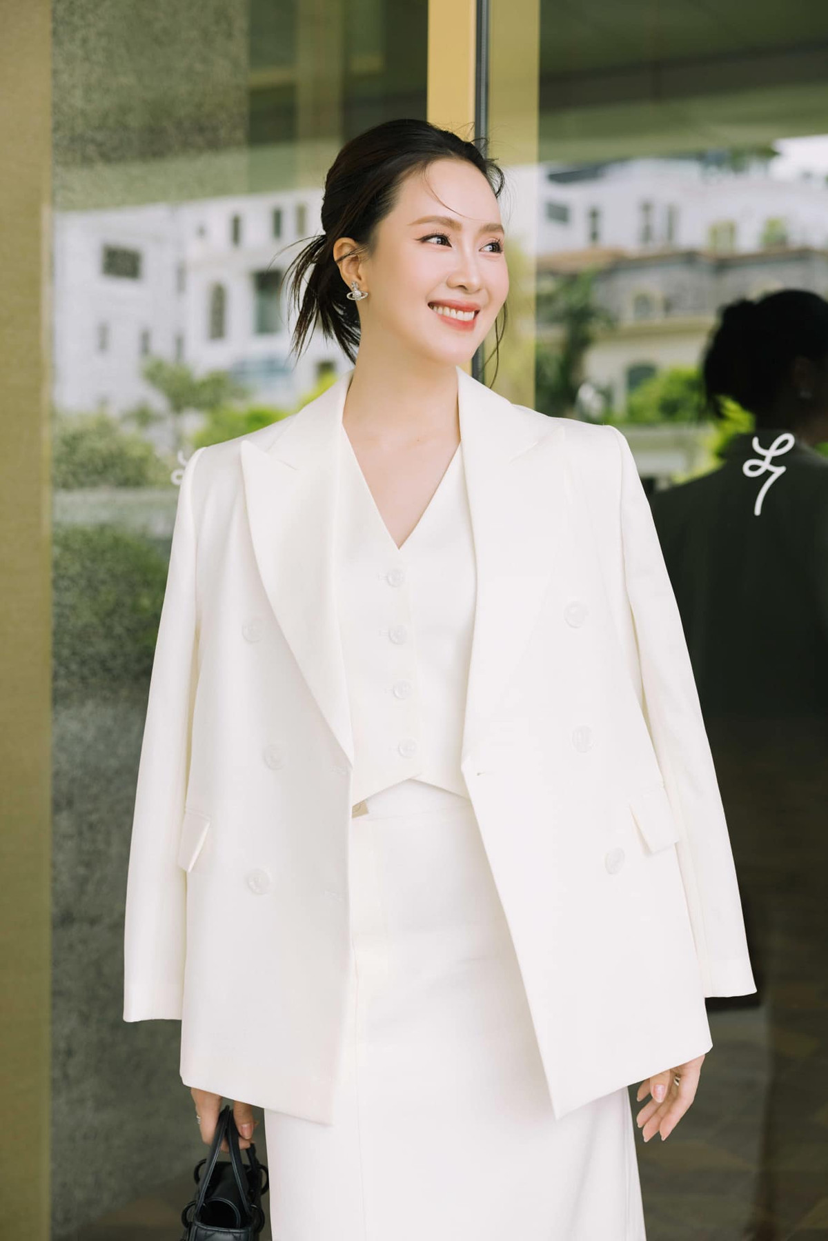 Bên cạnh tài năng diễn xuất, nhan sắc của diễn viên Hồng Diễm cũng là một chủ đề được công chúng đặc biệt quan tâm. Ảnh: FB Nguyen Hong Diem