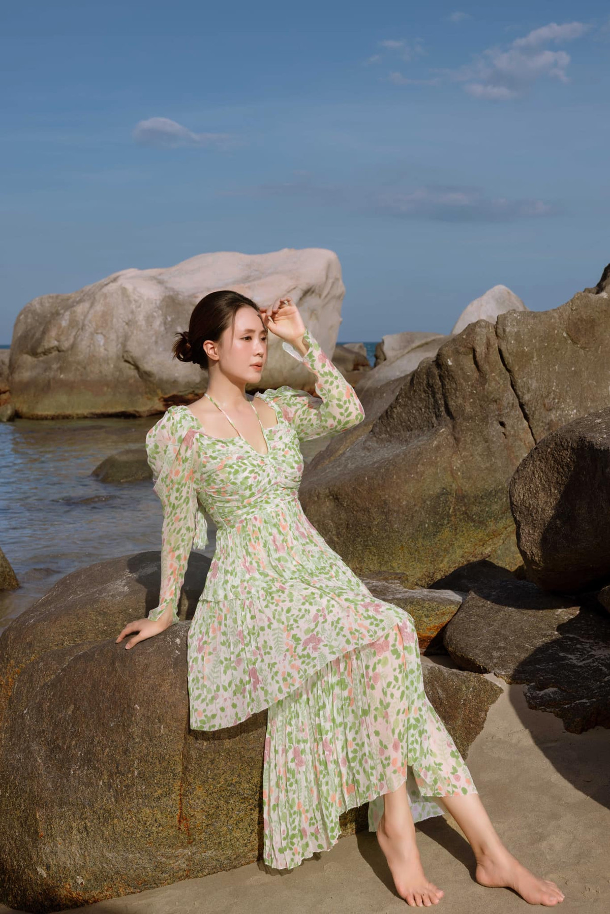 Cô sinh năm 1983, từng là người mẫu trước khi lấn sân phim ảnh. Ảnh: FB Nguyen Hong Diem