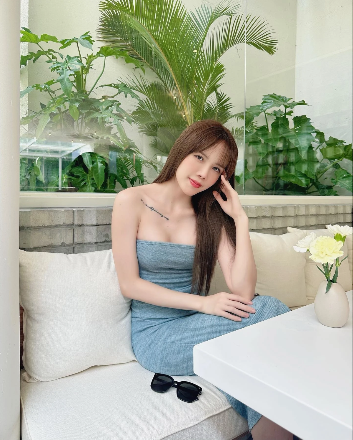 Có ngoại hình sáng, vóc dáng đẹp nhưng cái tên Thiều Bảo Trâm vẫn chưa thực sự nổi bật trong làng nhạc. Ảnh: FBNV