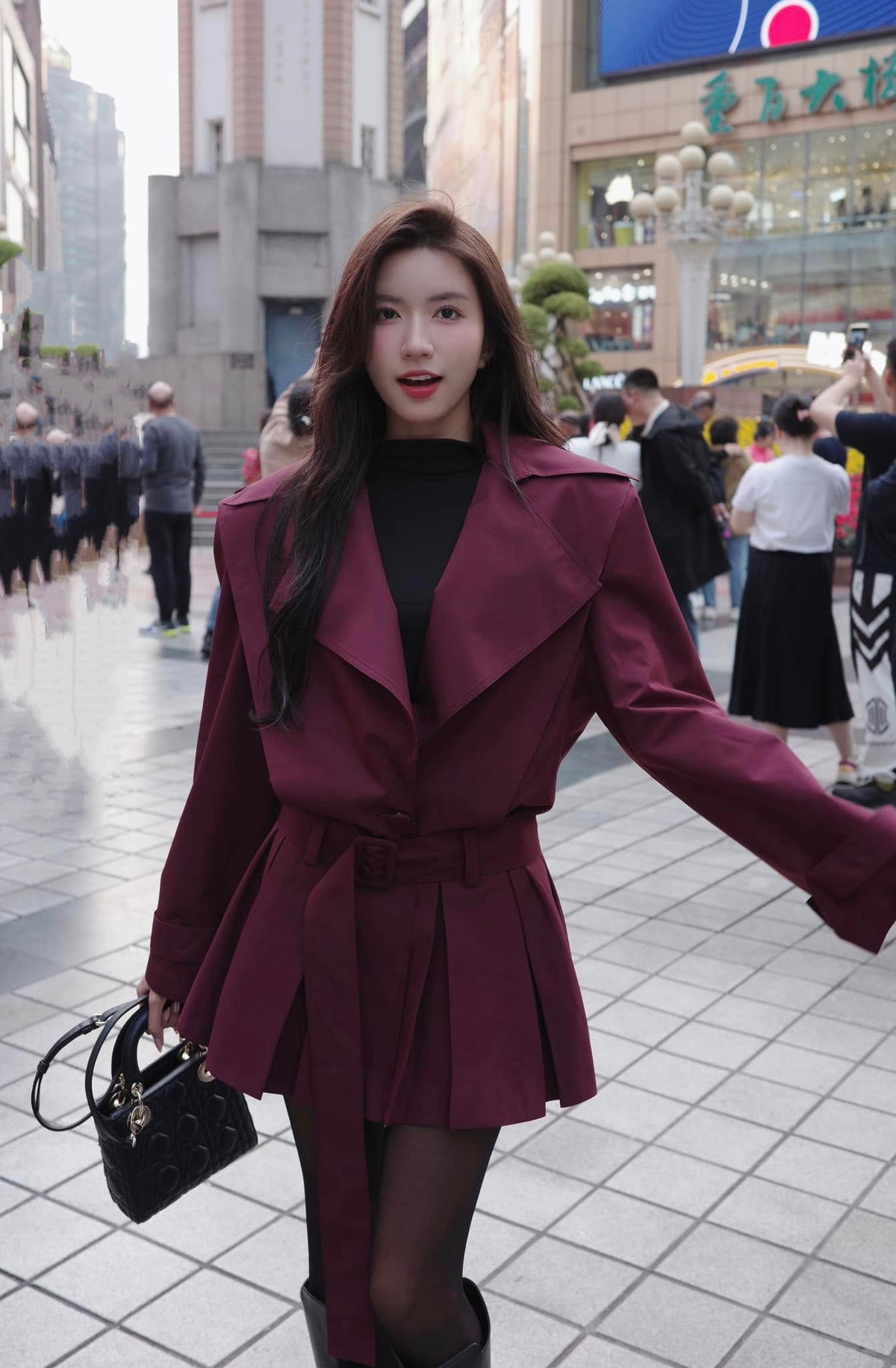 Ngọc Huyền dạo chơi ở Trung Quốc. Ảnh: FB Nguyễn Ngọc Huyền