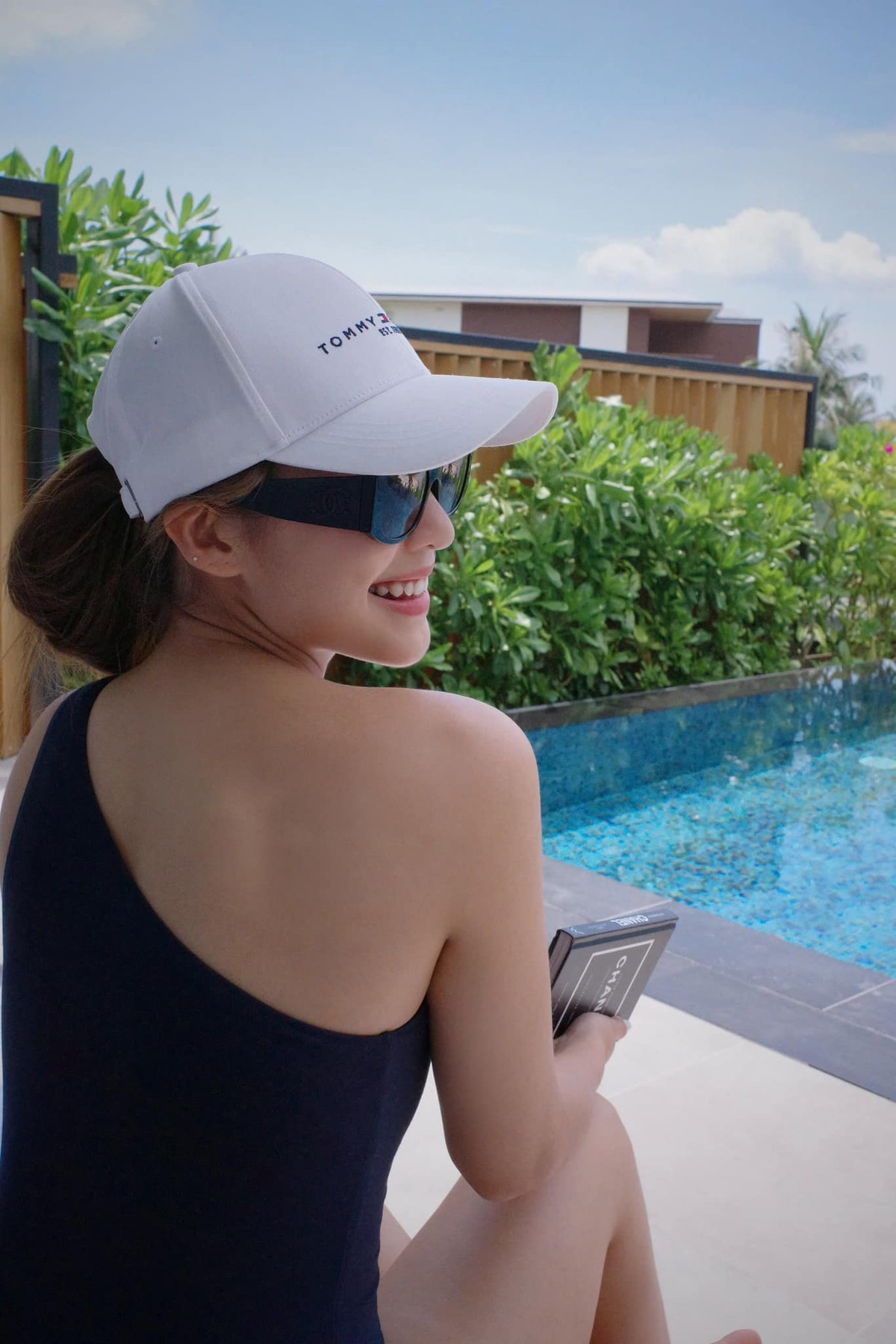 Trước đây, "hot girl boxing" thường được biết đến với hình ảnh một cô gái năng động, cá tính nhưng lại sở hữu thân hình khá mảnh khảnh. Ảnh: FB Khả Ngân