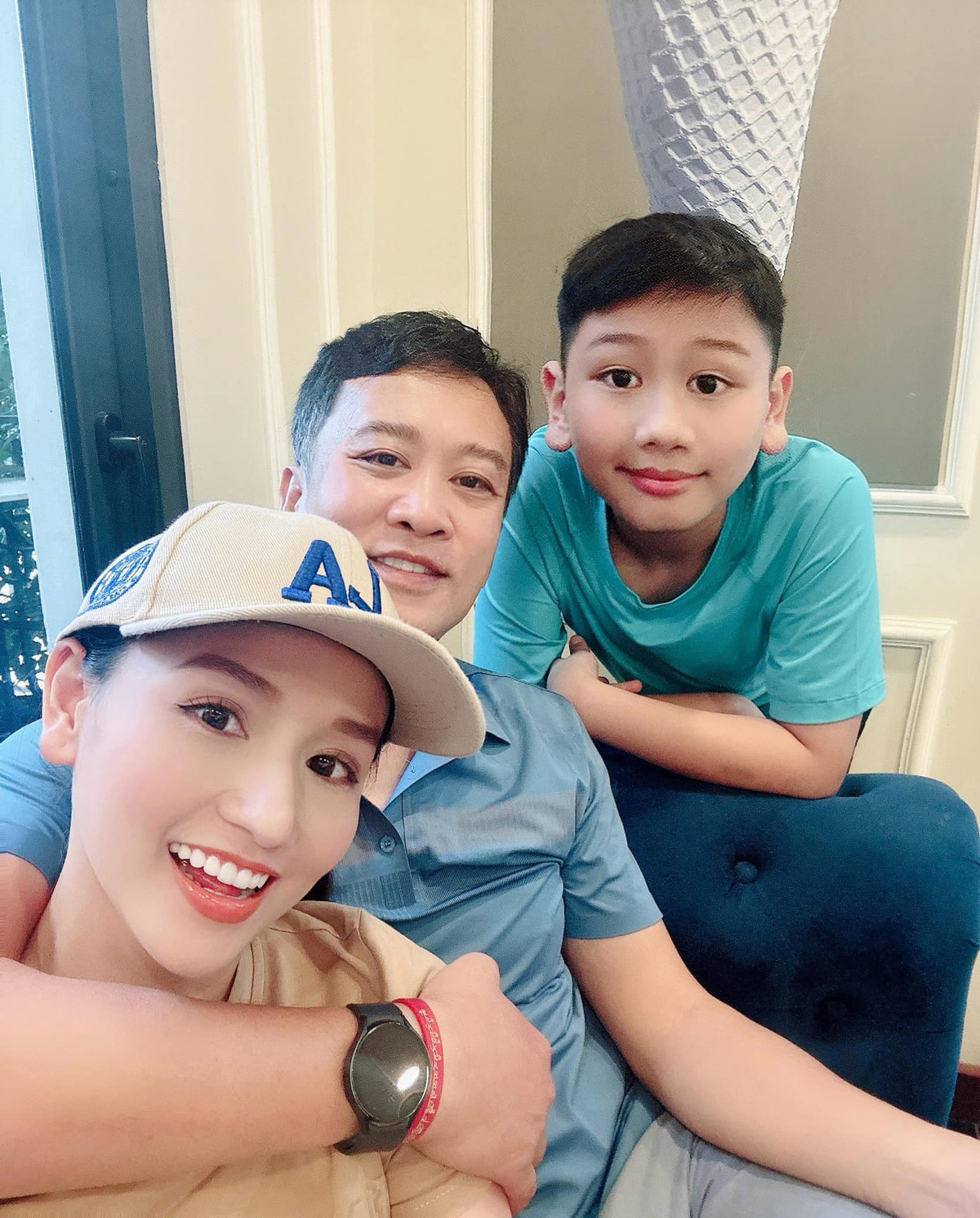 Diễn viên Lã Thanh Huyền cùng gia đình vui vẻ ngày cuối tuần. Ảnh: FB Lã Thanh Huyền