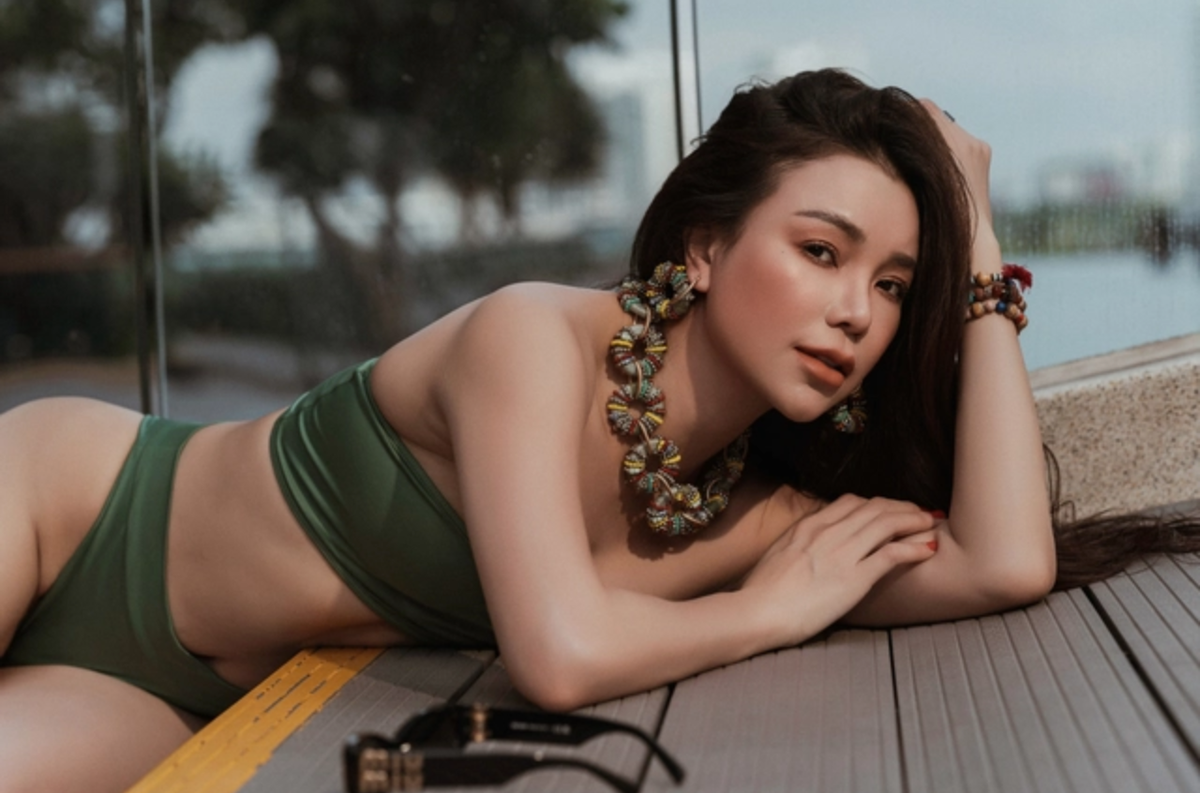 Được xem là một trong những mỹ nhân Việt siêu vòng 3, Trà Ngọc Hằng tiết lộ bí quyết chăm chỉ tập squat.