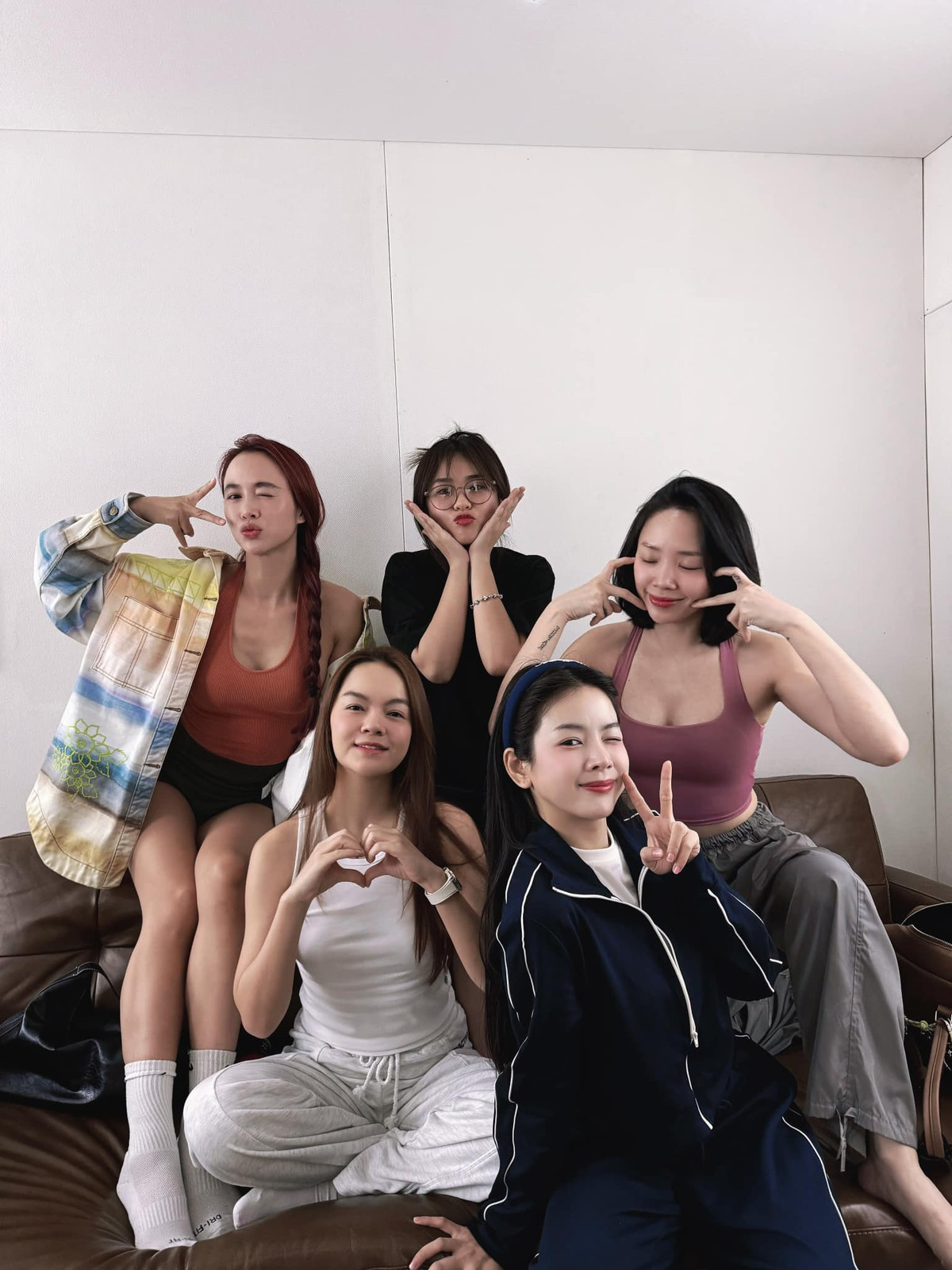 Tóc Tiên khoe thành viên dàn "Chị đẹp đạp gió" 2024. Ảnh: FB Tóc Tiên