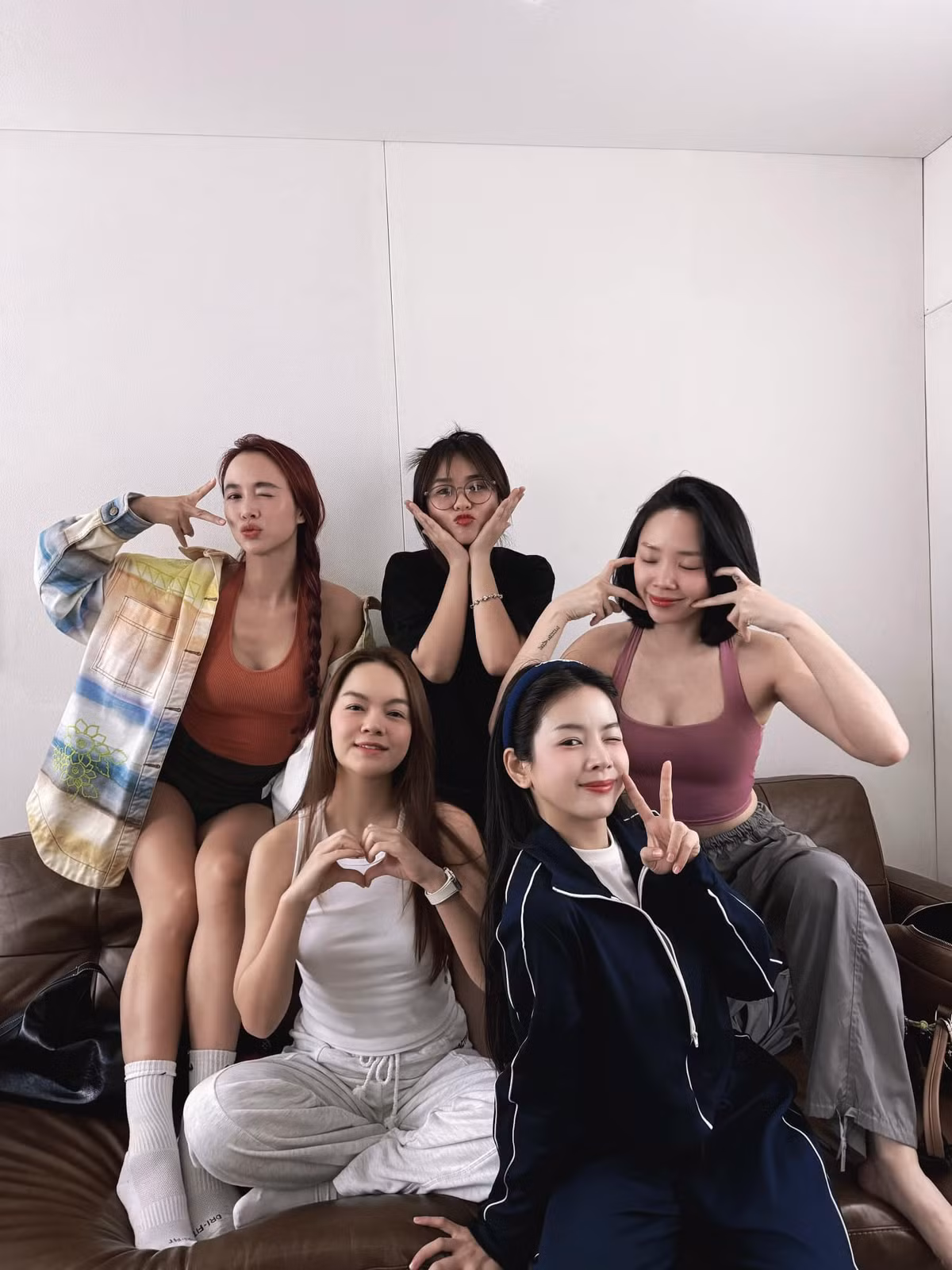 Tóc Tiên khoe thành viên dàn "Chị đẹp đạp gió" 2024. Ảnh: FB Tóc Tiên