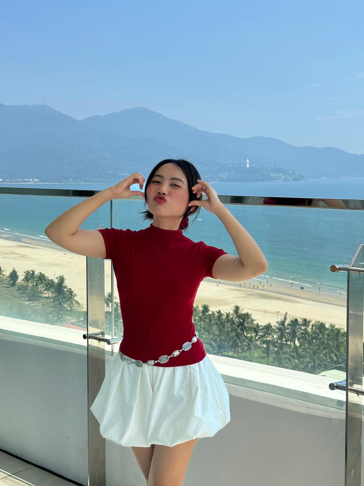 Phương Mỹ Chi check in Đà Nẵng. Ảnh: FB Phương Mỹ Chi