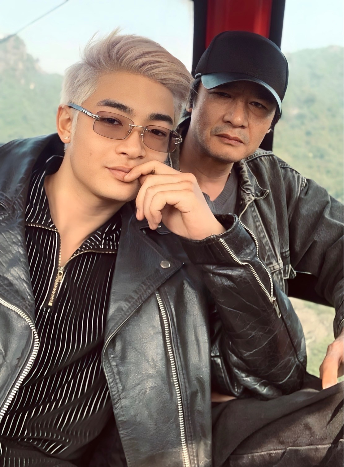 Võ Hoài Vũ - con trai NSƯT Võ Hoài Nam cũng là diễn viên trẻ tham gia "Đi giữa trời rực rỡ". Anh chàng thủ vai Quang, một quý tử trong gia đình giàu có ở thành phố nhưng lại vô cùng nghịch ngợm, tính tình ương bướng. Ảnh: FB Võ Hoài Vũ