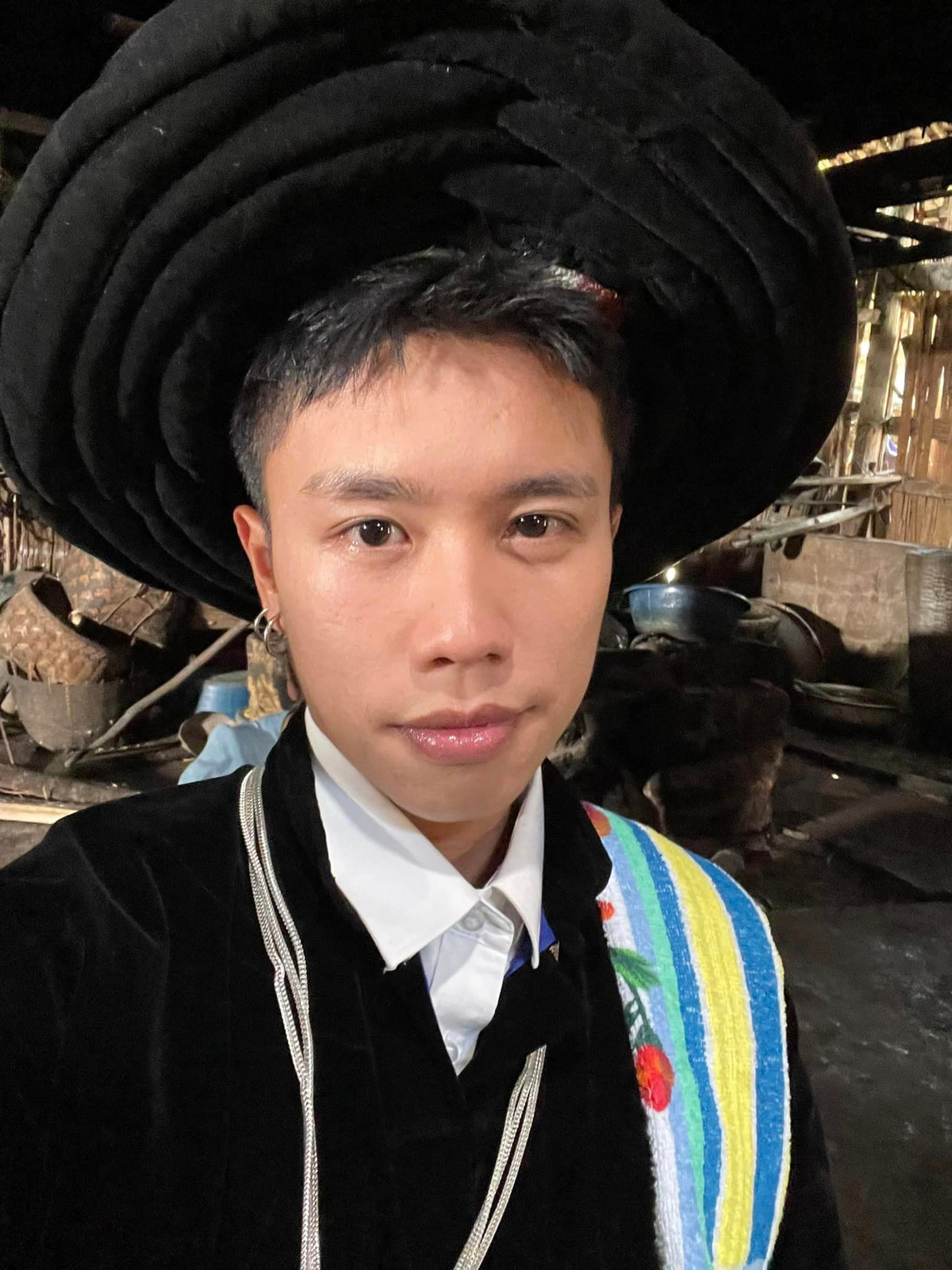 Long Vũ - con trai của nghệ sĩ Vân Dung đã có màn thể hiện ấn tượng với vai Chải. Sự kết hợp ăn ý giữa Long Vũ và Thu Hà Ceri tạo nên một cặp đôi được yêu thích trên màn ảnh. Ảnh: FB Nguyễn Vũ