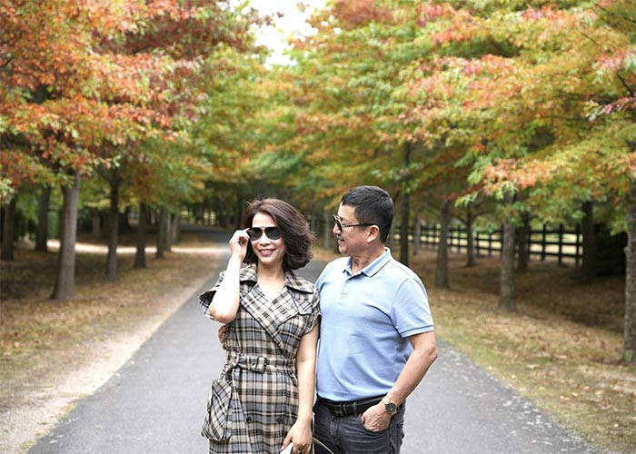 Chí Trung còn là một nghệ sĩ kịch nói nổi tiếng với những vai diễn điển hình trong các vở lớn như: Vai Romeo trong "Romeo và Juliet", Đôn sứt trong "Lời thề thứ 9", Tạ Quay trong "Trò đời". (Ảnh: FB Chí Trung)