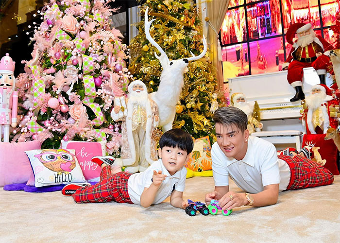 Theo nam ca sĩ sinh năm 1971, con trai anh tên Polo Huỳnh. Anh giới thiệu đây là "đứa con đầu tiên và duy nhất trên cuộc đời này" của mình.