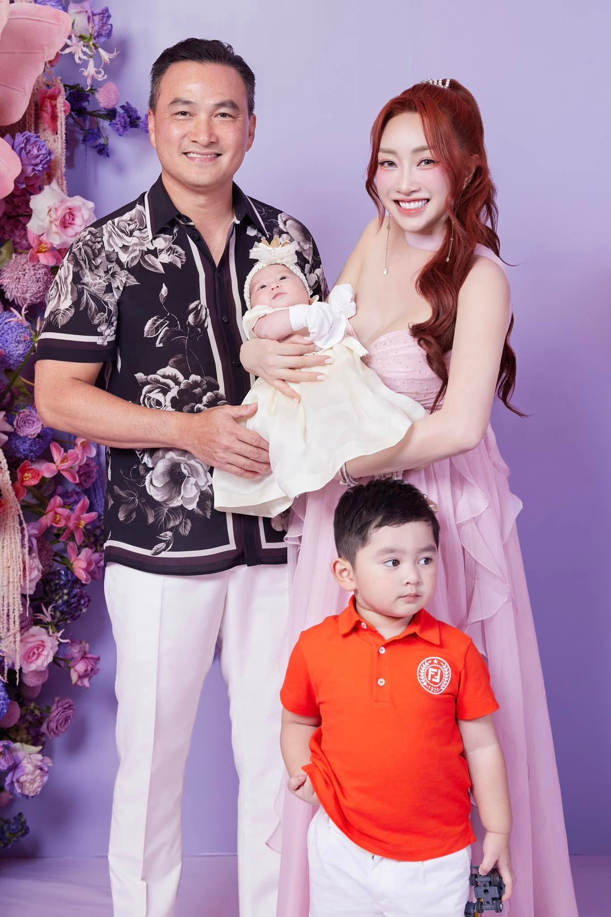 Vợ chồng diễn viên Chi Bảo chào đón thành viên mới - bé gái tên Gia Linh cách đây chưa lâu. Ảnh: FB Lý Thuỳ Chang