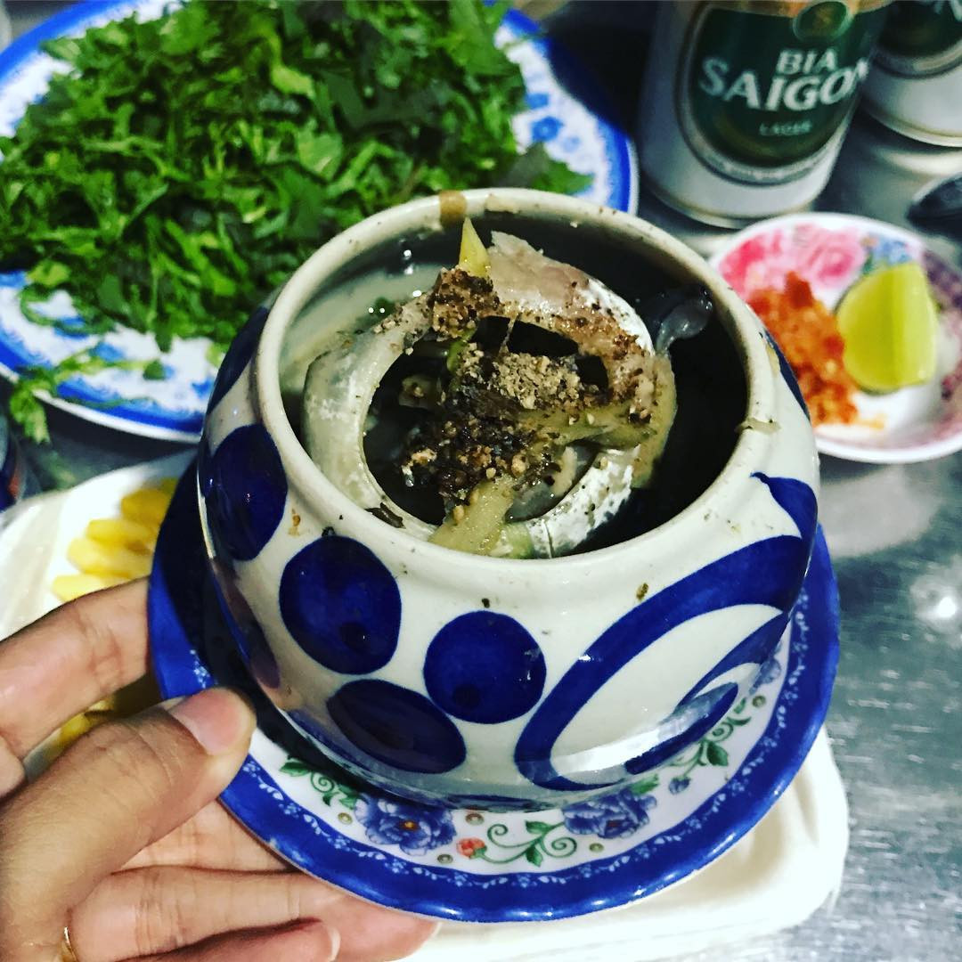 Theo nghiên cứu, mắt cá ngừ có giá trị dinh dưỡng tương đối cao là DHA và Omega 3 được đánh giá là cực tốt cho sự phát triển của não bộ của con người.