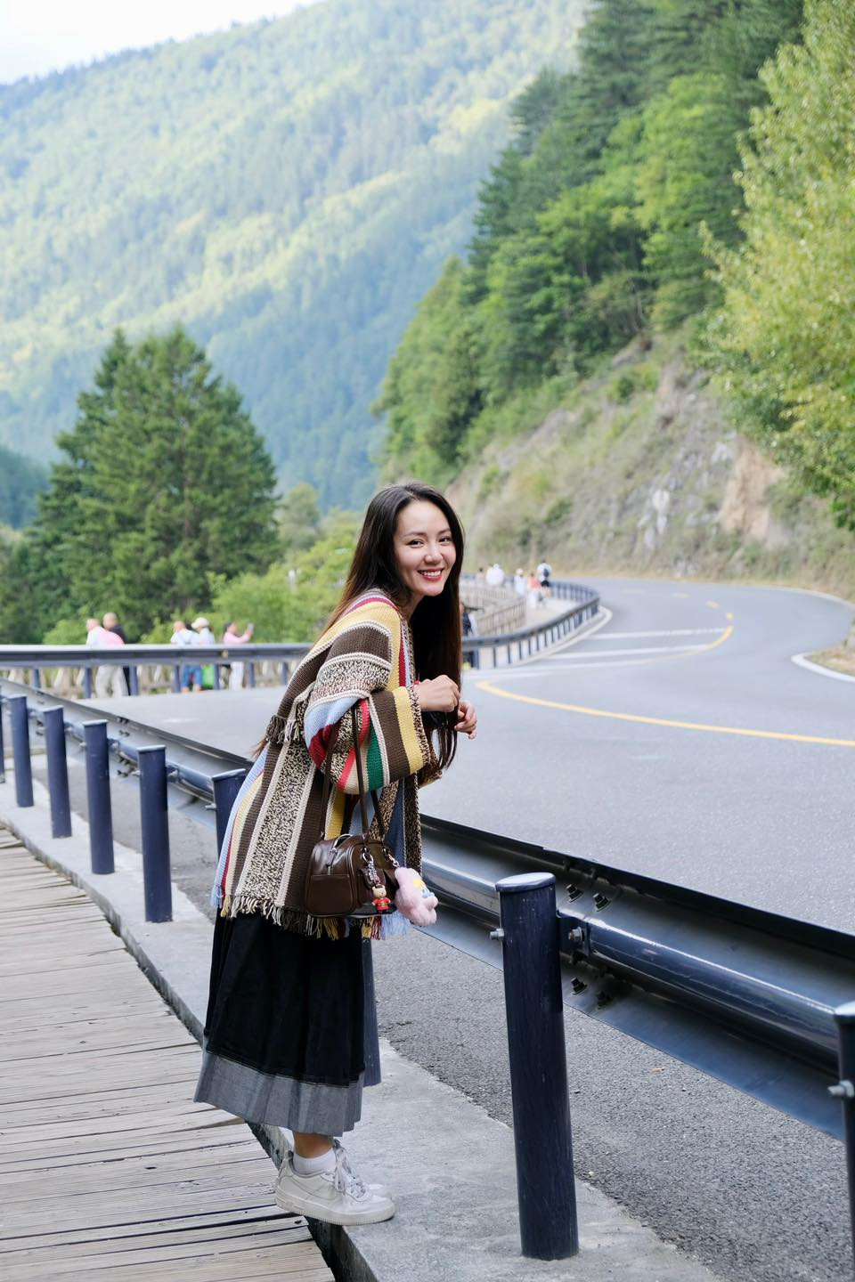  Tin tức sao Việt 6/9: Phương Linh rạng rỡ dạo chơi tại Trung Quốc. Ảnh: FB Tran Phuong Linh