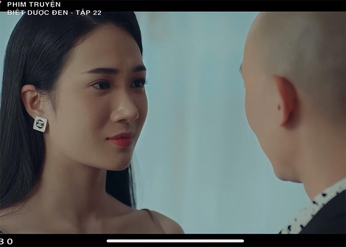 Trước đó, diễn viên Thanh Huế gây ấn tượng với vai diễn đầu tay khi đóng vai Vân - con gái của một đại gia khét tiếng trong "Biệt dược đen". (Ảnh: FB Thanh Huế)