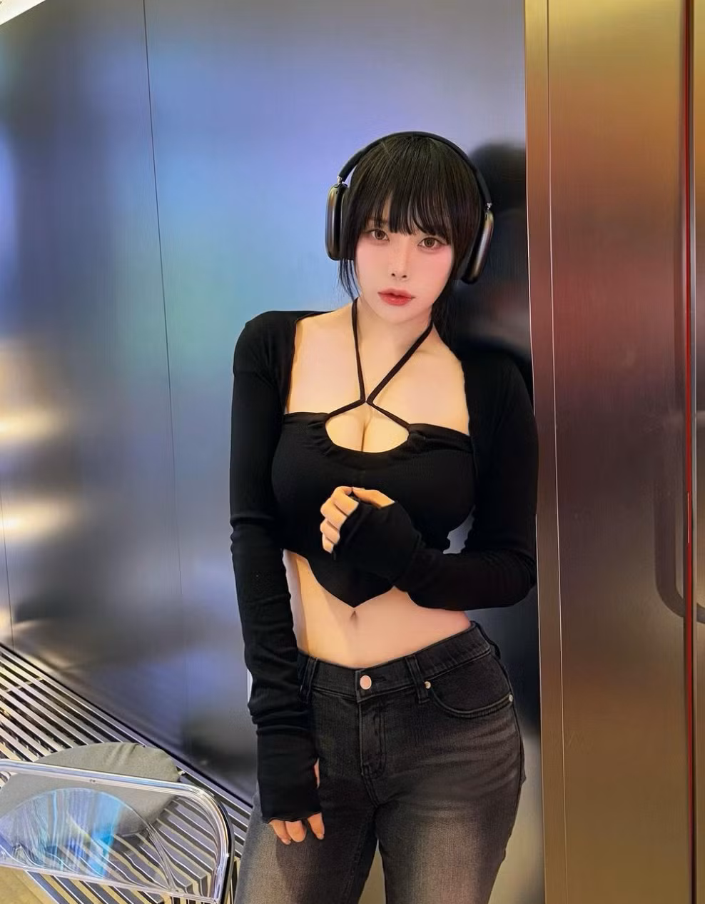 Chỉ tính riêng trên trang Instagram cá nhân, Dami có tới hơn 674.000 người hâm mộ, theo dõi.