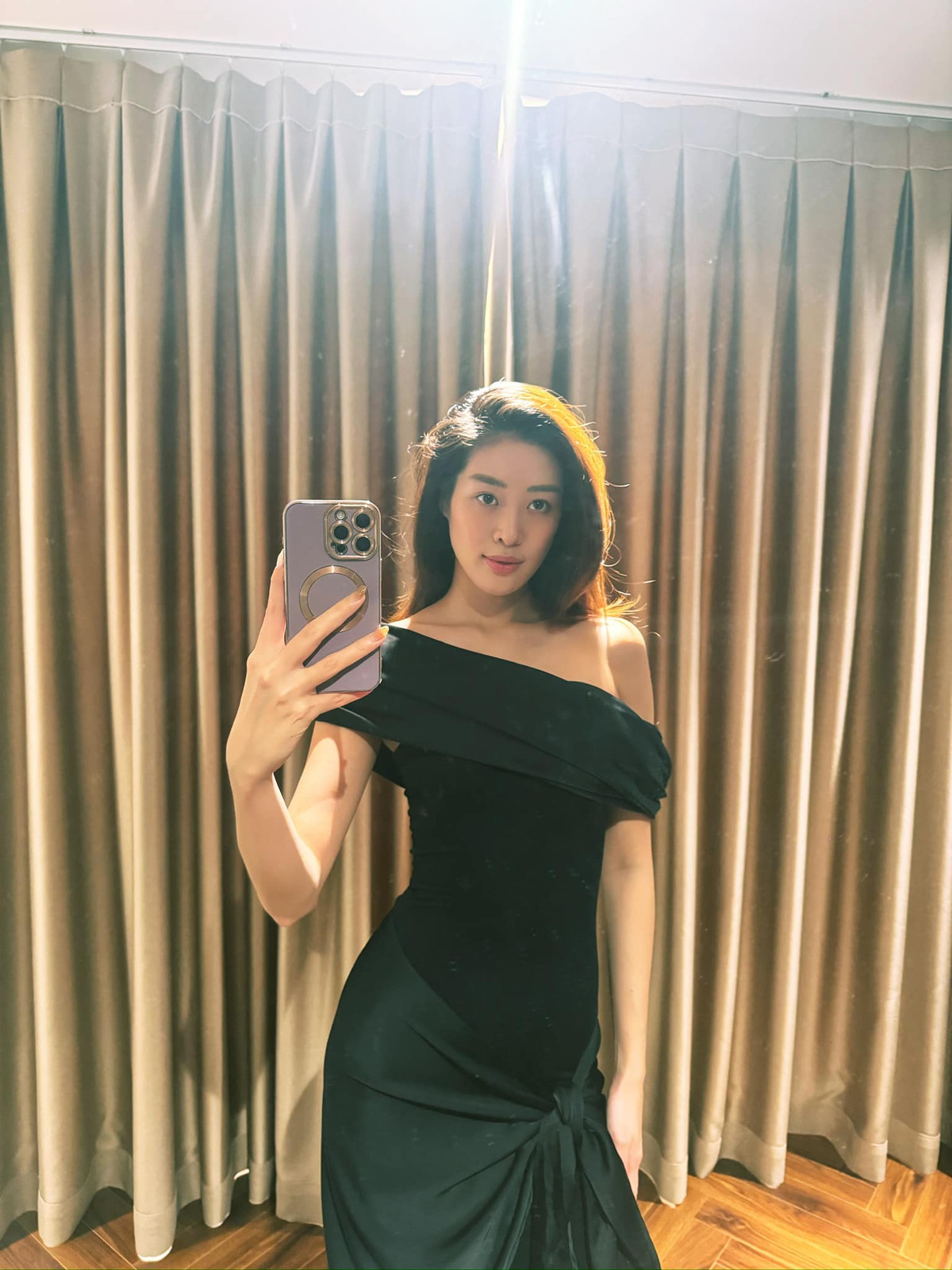 Khánh Vân với hình ảnh một hoa hậu năng động, thông minh và luôn tỏa sáng đã chiếm trọn trái tim của khán giả. Ảnh: FB Nguyễn Trần Khánh Vân