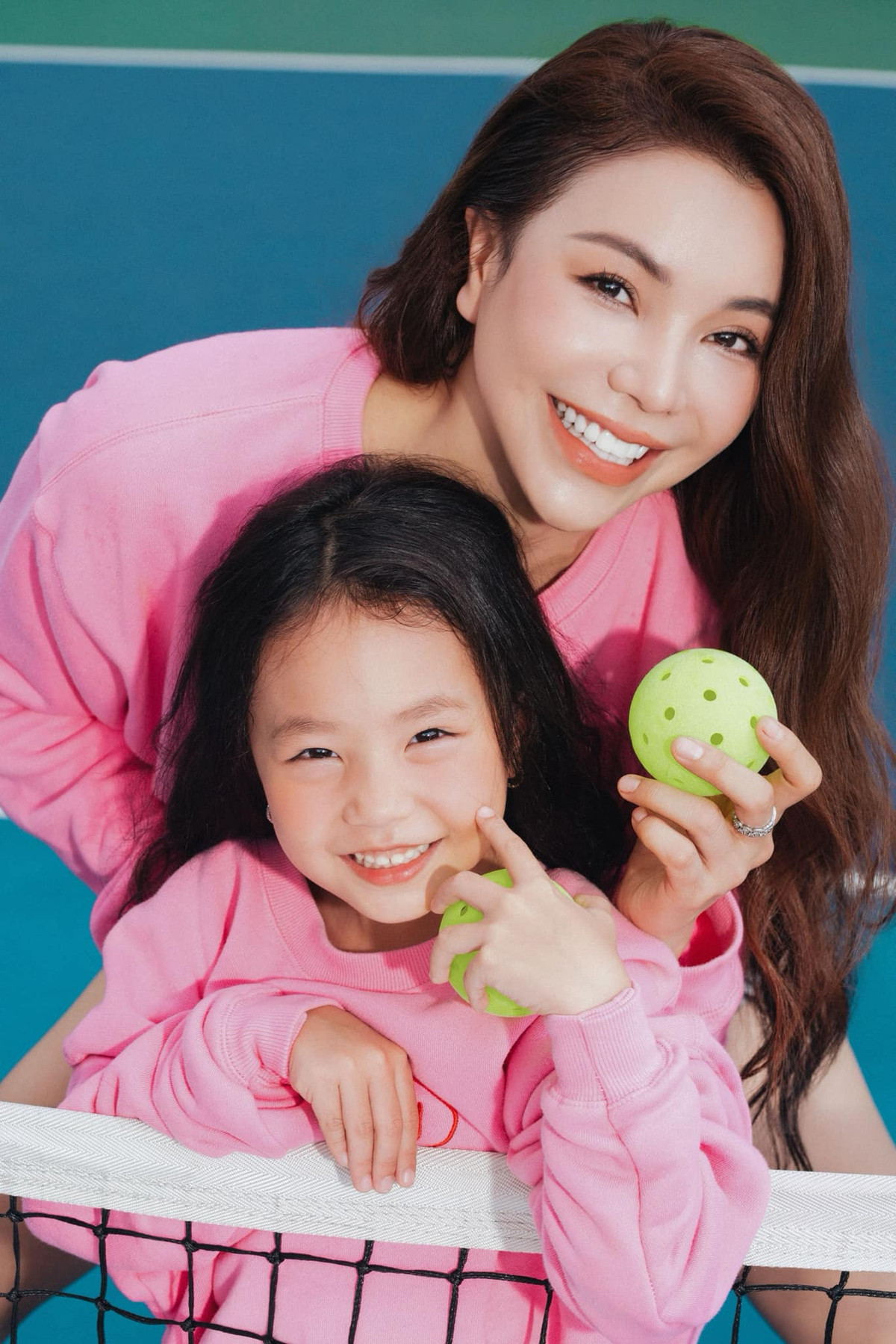  Trà Ngọc Hằng từng ghi dấu ấn đậm nét trong làng mẫu Việt với các danh hiệu Hoa khôi Đất Mũi, Top 10 Siêu mẫu Việt Nam 2010 và Á hậu 1 Hoa hậu Quốc tế người Việt 2011. Ảnh: FB Trà Hằng