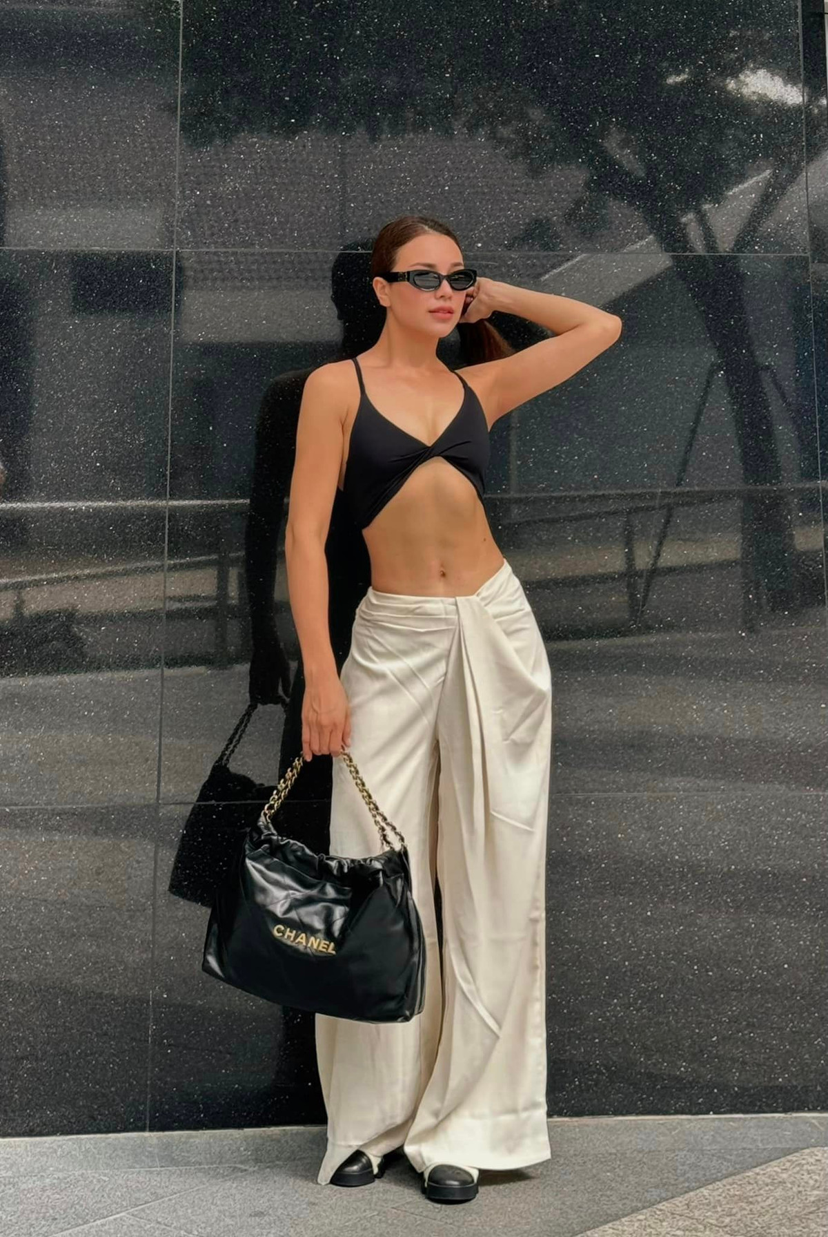 Dù bận rộn với công việc, cô vẫn luôn dành thời gian chăm sóc bản thân và giữ gìn vóc dáng. Ảnh: FB Trà Hằng