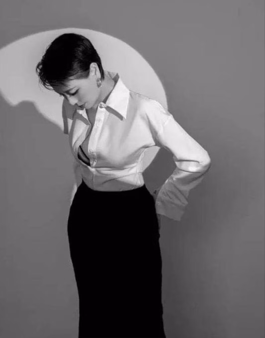 Hình ảnh của bà Mai Đoàn thường xuyên được chia sẻ trên trang mạng xã hội của Doãn Hải My và nhận về hàng nghìn lượt thích, bình luận.