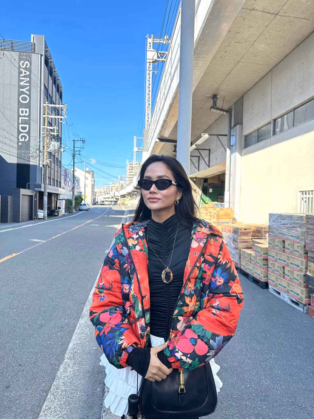 Ngày 5/10/2020, H'Hen Niê có dòng trạng thái lấp lửng về việc tan vỡ: "Chia tay không phải là hết, mà là nhường cho nhau có được hạnh phúc riêng". Một ngày sau, cô xác nhận đã chia tay bạn trai.