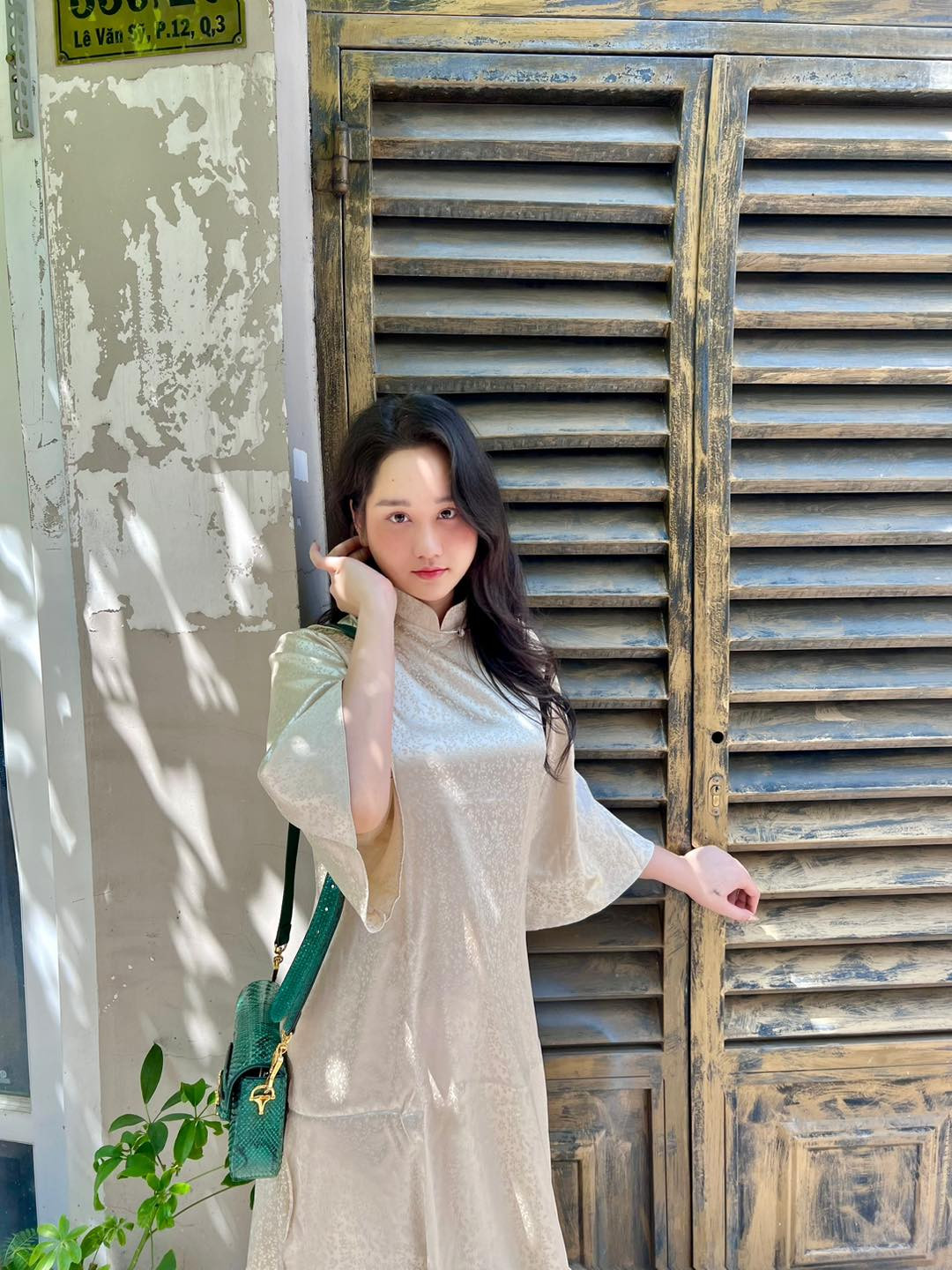 Mới đây, Trúc Anh "Mắt biếc" bất ngờ vướng tin đồn hẹn hò với một đạo diễn triệu view. Động thái của nam đạo diễn được cho là ngầm xác nhận mối quan hệ của cả hai. Song phía Trúc Anh từ chối phản hồi thông tin hẹn hò.