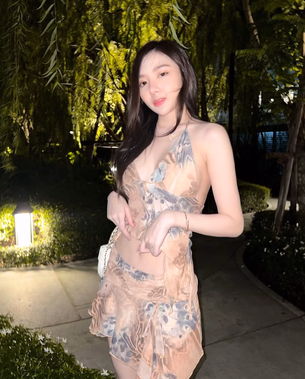 Mỗi lần xuất hiện trước công chúng, người đẹp lại thu hút sự chú ý nhờ vào vẻ ngoài ấn tượng, sức hút khó cưỡng. Ảnh: IGNV