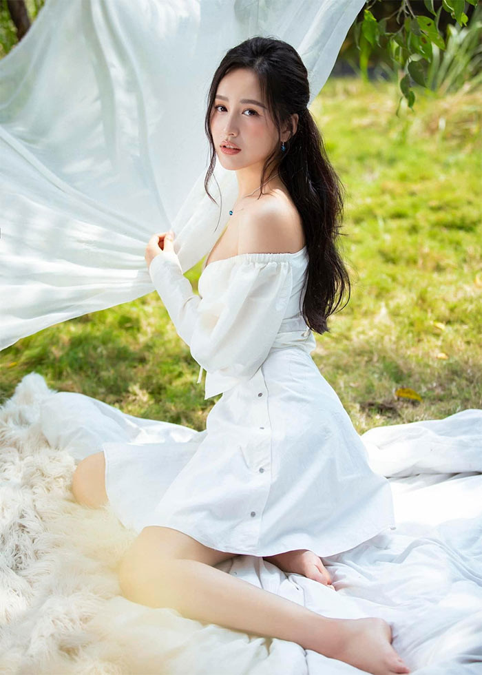 Hiện Mai Phương Thúy ít tham gia hoạt động giải trí. Cô tập trung kinh doanh, đầu tư cổ phiếu. (Ảnh: FBNV)