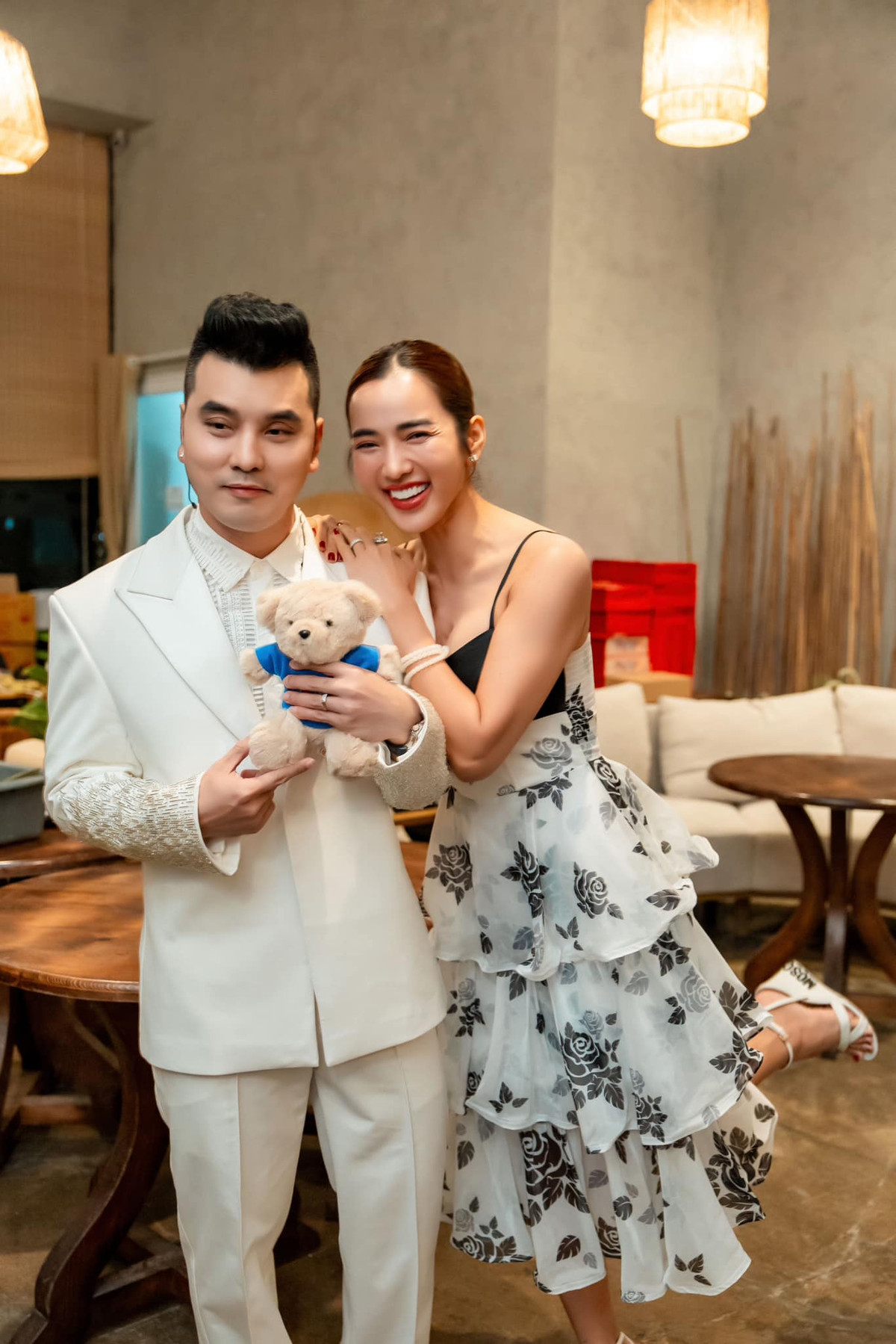 Dù bận rộn với lịch trình dày đặc, Ưng Hoàng Phúc luôn dành thời gian cho gia đình. Ảnh: FB Ưng Hoàng Phúc