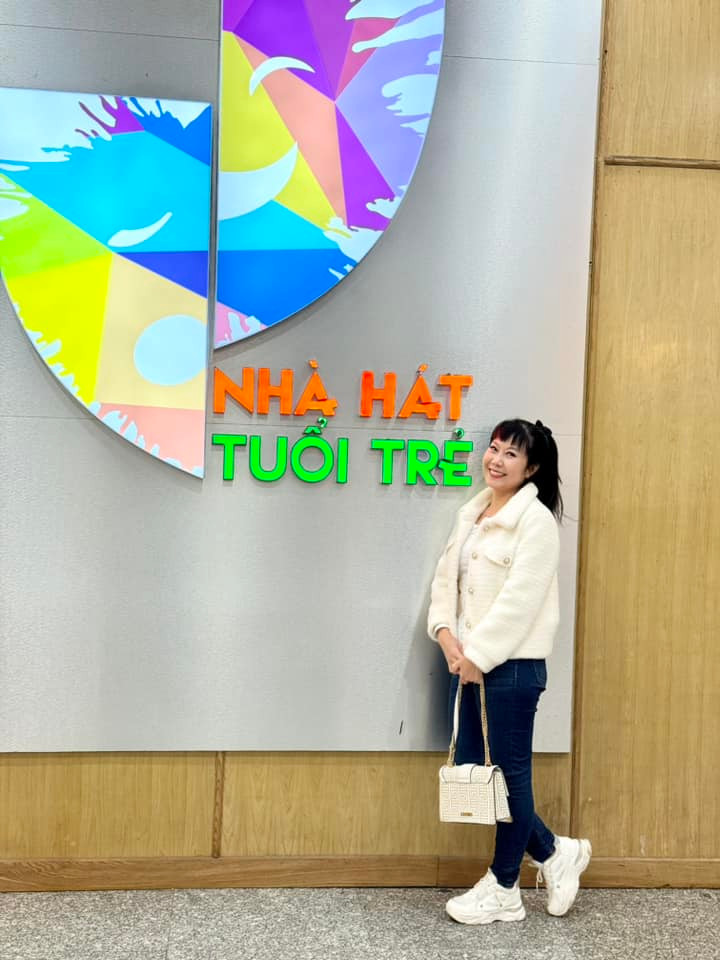 Hiện tại, nữ nghệ sĩ có cuộc sống rất hạnh phúc và bình yên bên gia đình.