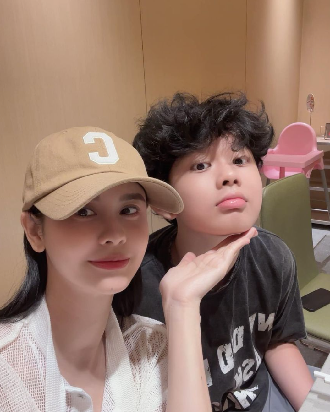 Trương Quỳnh Anh cho biết, Sushi không có năng khiếu hát hay diễn xuất như bố mẹ. Ảnh: IG truong_quynhanh