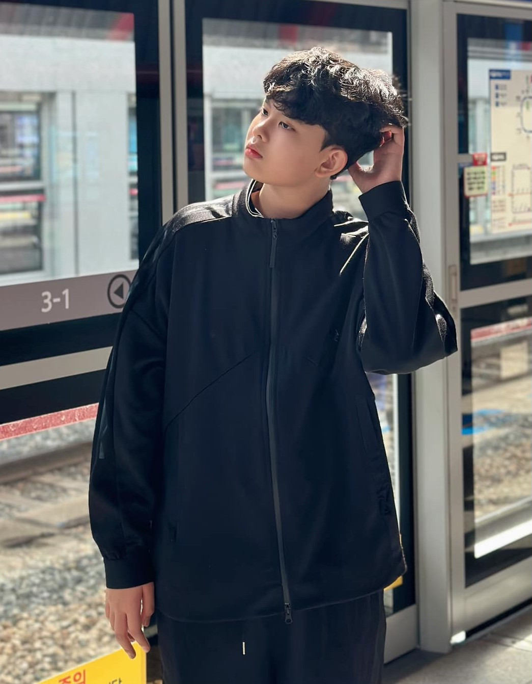 Sushi có tên thật là Trần Nguyên Cát An, cậu bé thừa hưởng nhiều nét đẹp từ cả bố và mẹ. Ảnh: FB Trương Quỳnh Anh