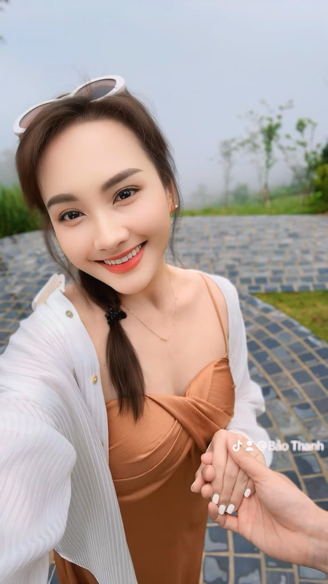 Dù đã trải qua hai lần sinh nở, "nàng dâu" trong "Sống chung với mẹ chồng" vẫn giữ được vẻ đẹp ngọt ngào, trẻ trung như thuở mới vào nghề. Ảnh: FB Bảo Thanh