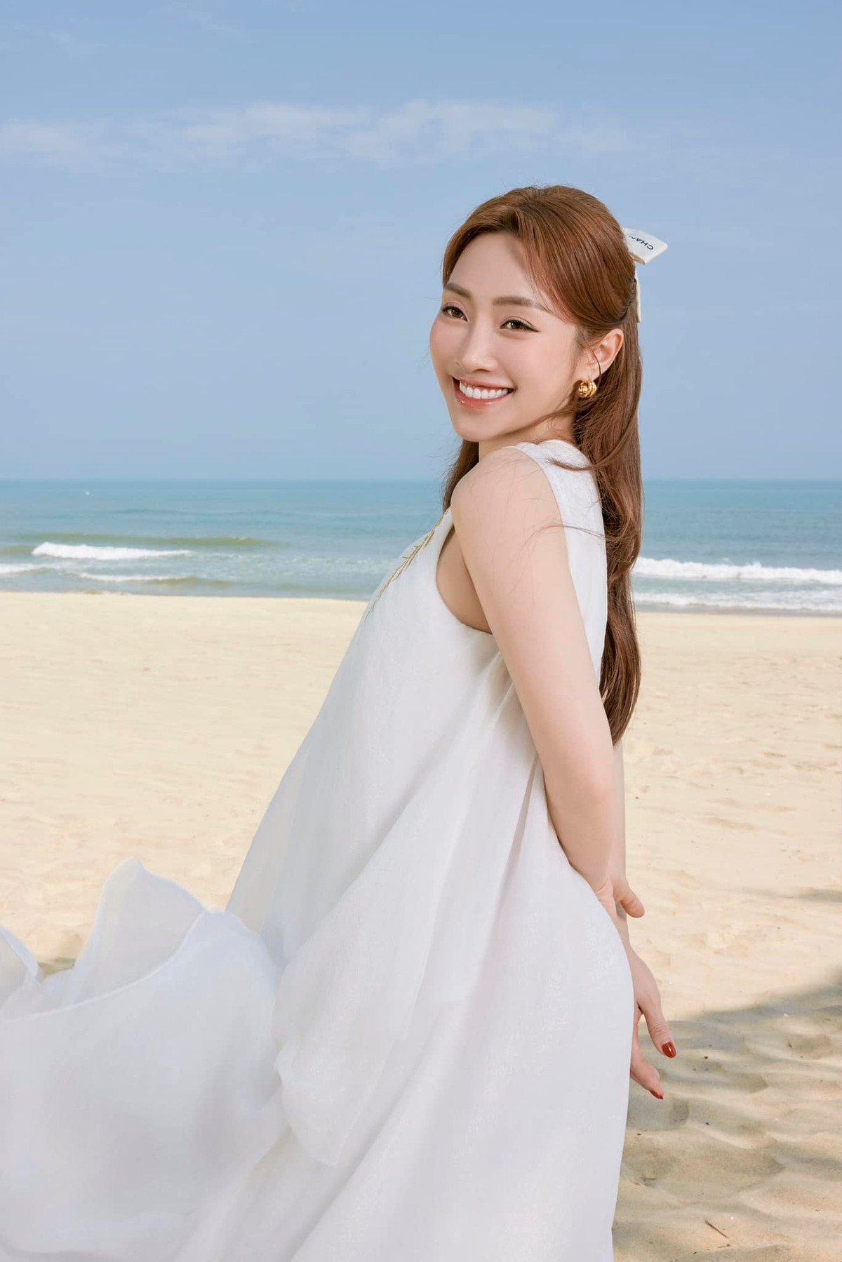 Nhiều người nhận xét Lý Thùy Chang nhuận sắc hơn sau khi sinh con. Ảnh: FBNV