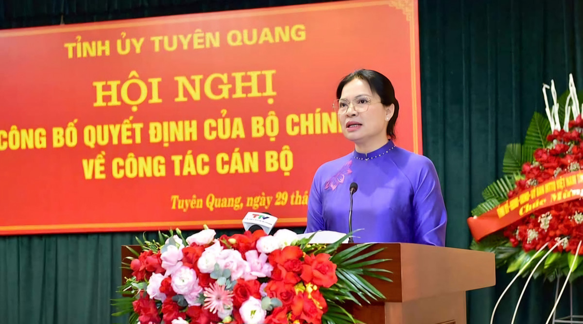 Chu tich Hoi Lien hiep phu nu Viet Nam lam Bi thu tinh uy Tuyen Quang