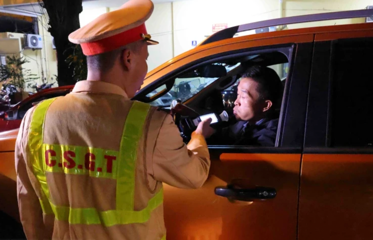 Quảng Ninh “không vùng cấm, không có ngoại lệ” với vi phạm nồng độ cồn Quang Ninh “khong vung cam, khong co ngoai le” voi vi pham nong do con