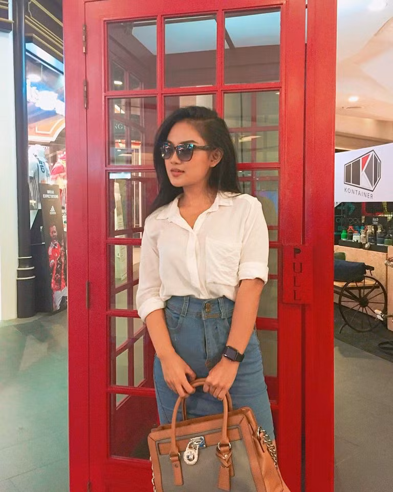 Co gai Tay Nguyen “ba met be doi” van dep hut hon