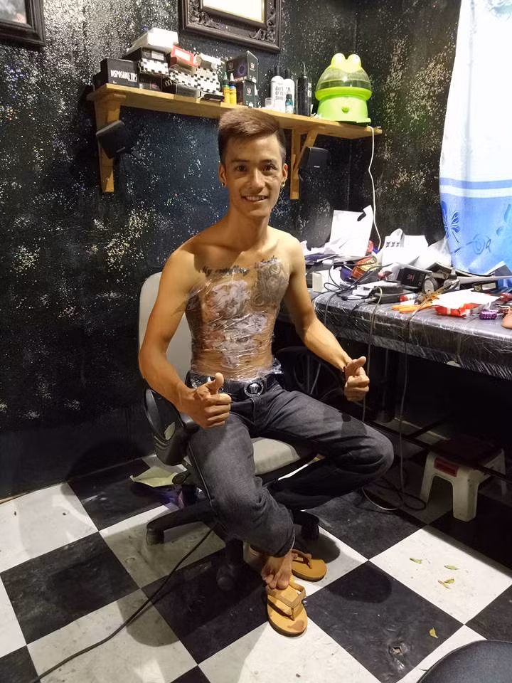 Theo thông tin từ gia đình Đạt ở Sơn Tây, lễ viếng và truy điệu, đưa Đạt về nơi yên nghỉ cuối cùng được tổ chức ngay trong ngày 8/11. Ảnh trong bài: Facebook Nguyễn Thành Đạt.