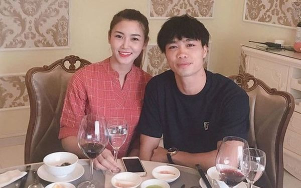 Eo la ben hot boy chi dua vui, Cong Phuong da co ban gai hon 1 nam