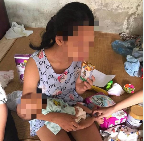  2. Bố ép con gái 15 tuổi quan hệ tình dục đến mang thai ở Phú Thọ: Vào ngày 4/7, ông Hán Vinh Khánh - Chủ tịch UBND xã Dị Nậu (huyện Tam Nông, tỉnh Phú Thọ) cho biết, trên địa bàn xảy ra vụ việc nữ sinh 15 tuổi bị bố đẻ ép quan hệ tình dục đến mang thai đã sinh con được gần 2 tháng.