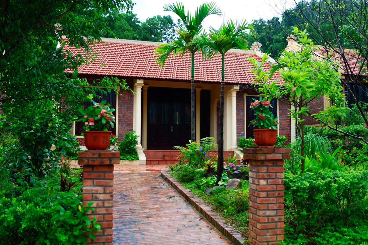 Để thực hiện kết luận của Ủy ban Kiểm tra Trung ương về những vi phạm liên quan đến đất đai trên địa bàn, ông Đỗ Mạnh Hưng cho biết, huyện này đã tổ chức xử lý và khắc phục các tồn tại một cách nghiêm túc, khách quan, công tâm.