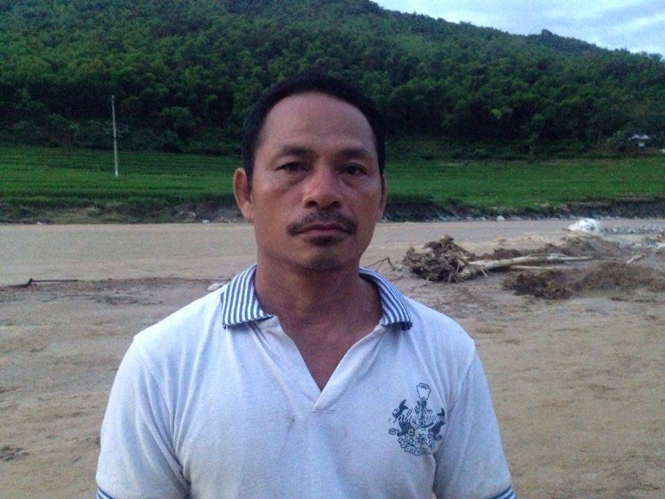 Nguoi dan ong ke lai phut sinh tu khi cuu 8 nguoi khoi dong nuoc lu