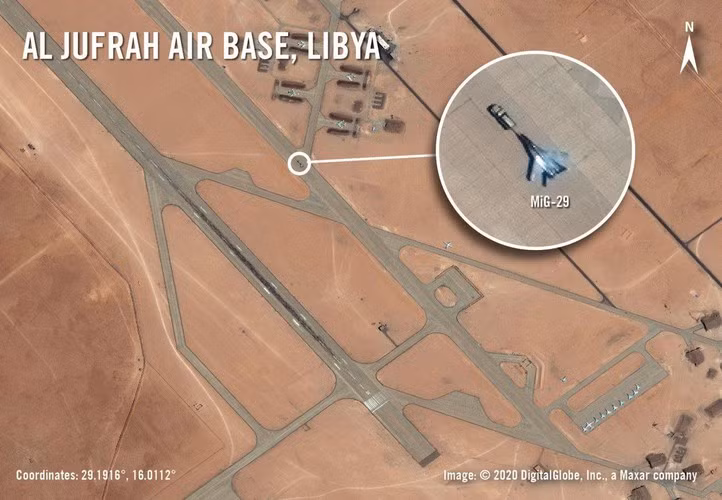 Các hãng thông tấn quốc tế trong ngày 22/5 đã đăng tải loạt thông tin về việc có nhiều máy bay chiến đấu cất cánh từ căn cứ không quân Hmeimim tại Syria tới sân bay quân sự Al-Jufra trên đất Libya.