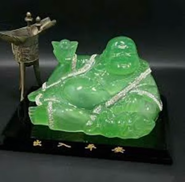 Việc nhìn ngắm tượng phật thường xuyên còn giúp tâm hồn thư thái, giải tỏa căng thẳng và làm việc hiệu quả. Nguồn ảnh: Internet. *Thông tin trong bài chỉ mang tính chiêm nghiệm, tham khảo.